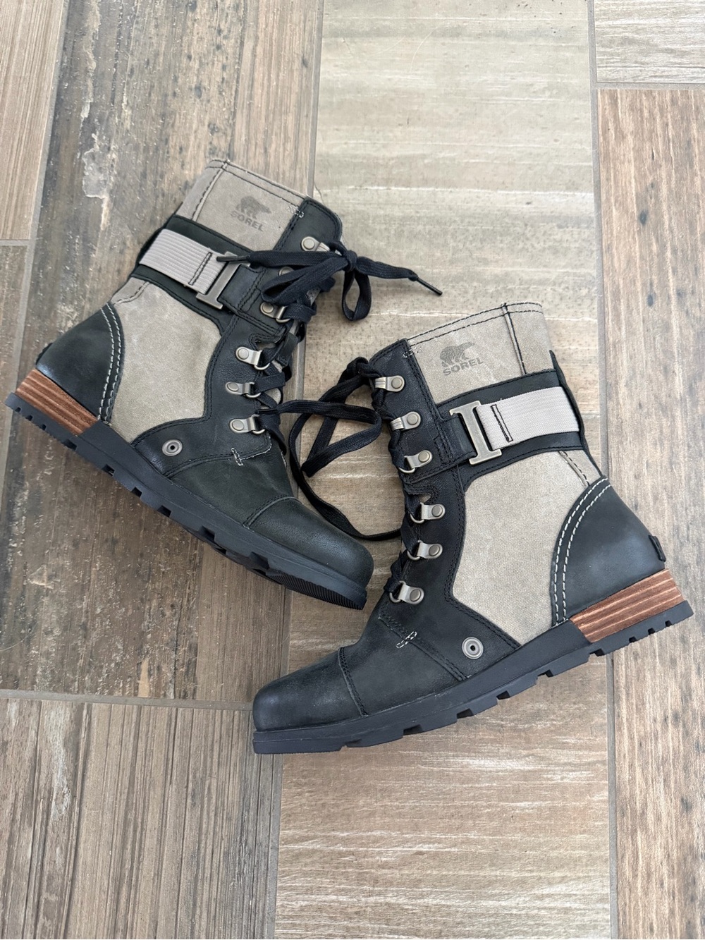 Sorel Major Carly Boot size 7